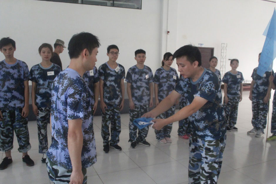 Amongo outward Bound hoạt động tháng 6 với đam mê